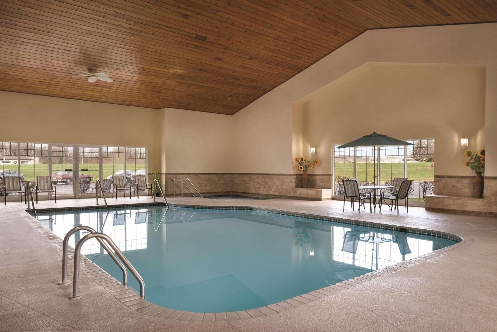 Country Inn & Suites By Radisson, Germantown, Wi Kültér fotó